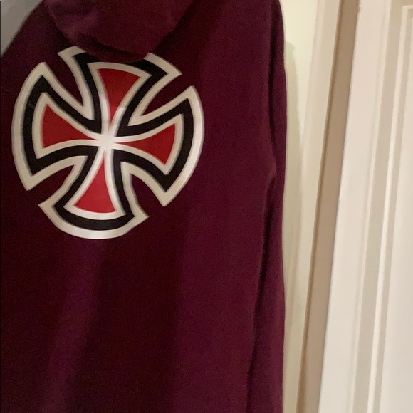 Independent skating brand jacket size medium - Picture 3 of 4